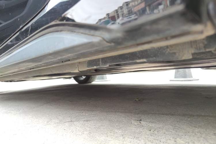 Used Lynk & Co 03 2021 1.5TD DCT Jing Champion Edition Left Side Sill