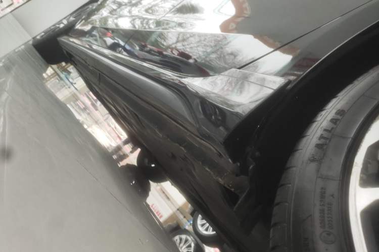 Used Lynk & Co 03 2021 1.5TD DCT Jing Champion Edition Left Side Sill