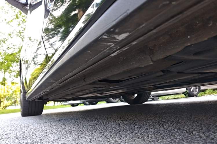 Used Lynk & Co 03 2021 1.5TD DCT Jing Champion Edition Left Side Sill