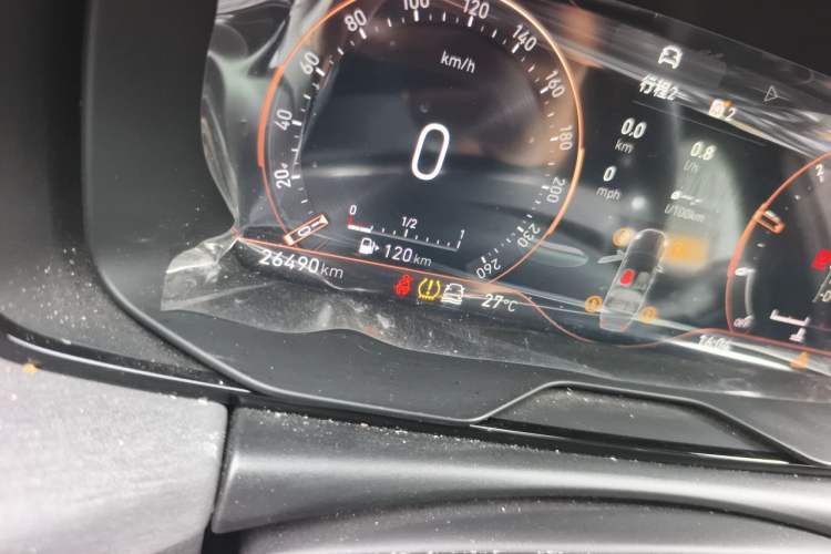 Used Lynk & Co 03 2021 1.5TD DCT JingPlus Odometer Close Up