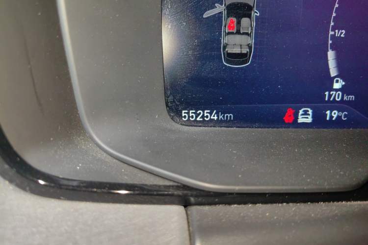 Used Lynk & Co 03 2021 1.5TD DCT JingPlus Odometer Close Up