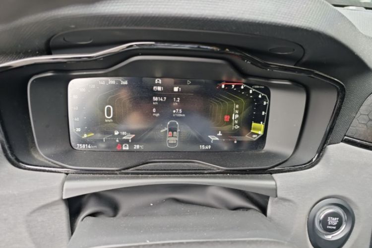 Used Lynk & Co 03 2021 1.5TD DCT Jing Champion Edition Odometer Close Up