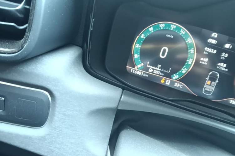 Used Lynk & Co 03 2021 1.5TD DCT Jing Champion Edition Odometer Close Up