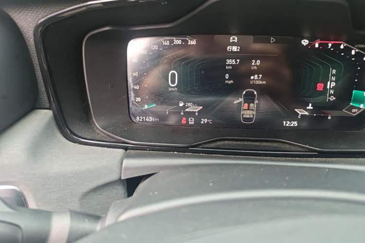 Used Lynk & Co 03 2021 1.5TD DCT JingPlus Odometer Close Up
