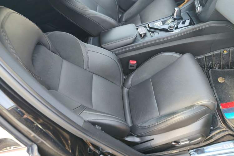 Used Lynk & Co 03 2021 1.5TD DCT Jing Champion Edition Right Front Seat