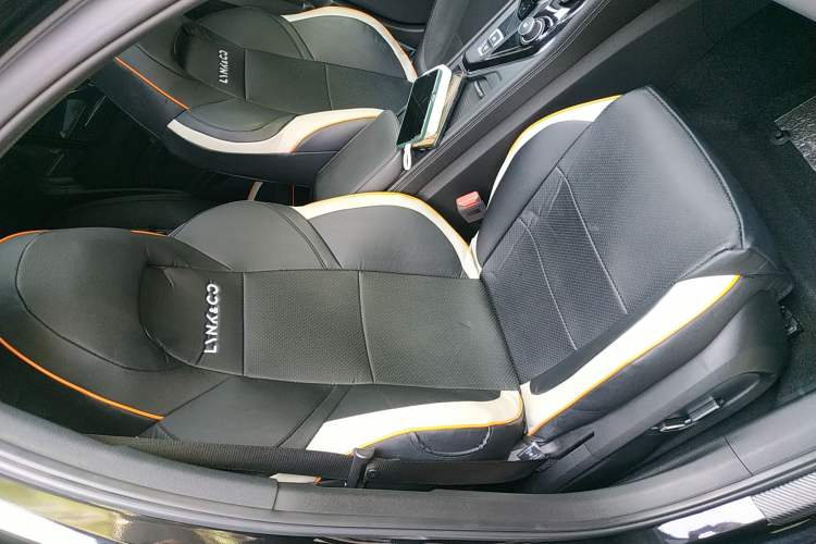 Used Lynk & Co 03 2021 1.5TD DCT Jing Champion Edition Right Front Seat