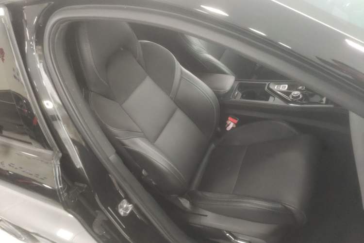 Used Lynk & Co 03 2021 1.5TD DCT Jing Champion Edition Right Front Seat