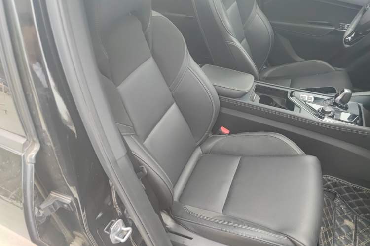 Used Lynk & Co 03 2021 2.0TD Automatic Jing Plus Right Front Seat