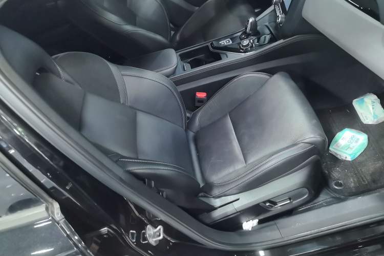 Used Lynk & Co 03 2021 1.5TD DCT Jing Champion Edition Right Front Seat