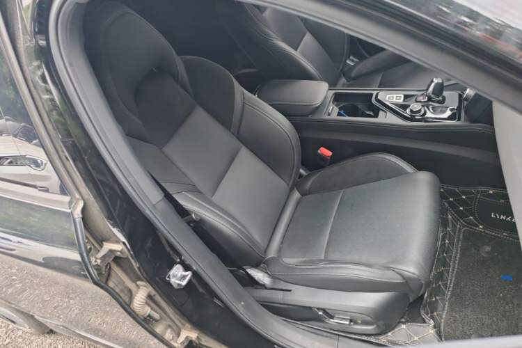 Used Lynk & Co 03 2021 1.5TD DCT Jing Champion Edition Right Front Seat