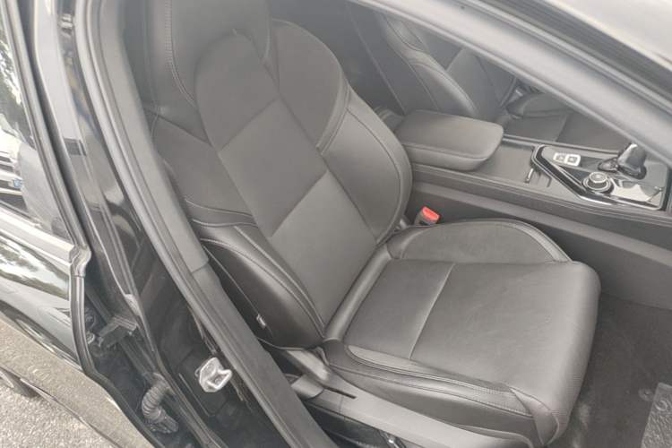 Used Lynk & Co 03 2021 1.5TD DCT Jing Champion Edition Right Front Seat