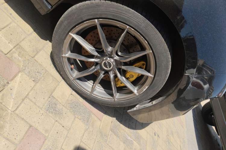 Used Lynk & Co 03 2021 1.5TD DCT Jing Champion Edition Right Front Wheel Hub