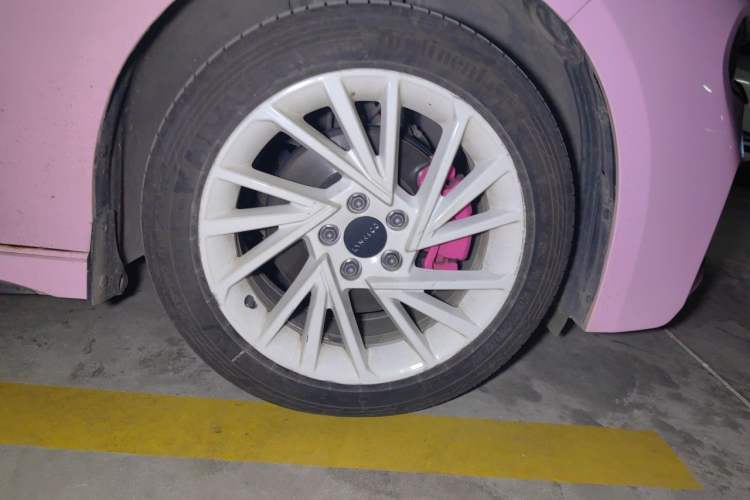 Used Lynk & Co 03 2021 1.5TD DCT JingPlus Right Front Wheel Hub