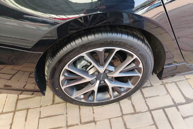 Used Lynk & Co 03 2021 1.5TD DCT Jing Champion Edition Right Rear Wheel Hub