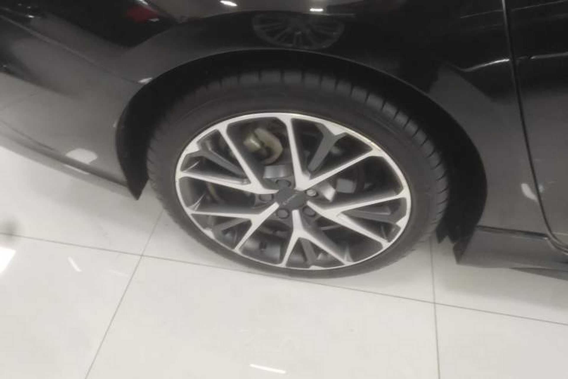 Used Lynk & Co 03 2021 1.5TD DCT Jing Champion Edition Right Rear Wheel Hub