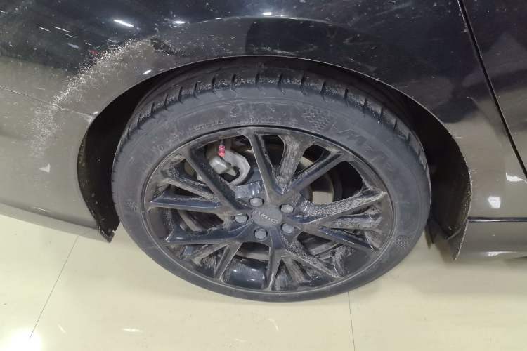 Used Lynk & Co 03 2021 1.5TD DCT Jing Champion Edition Right Rear Wheel Hub