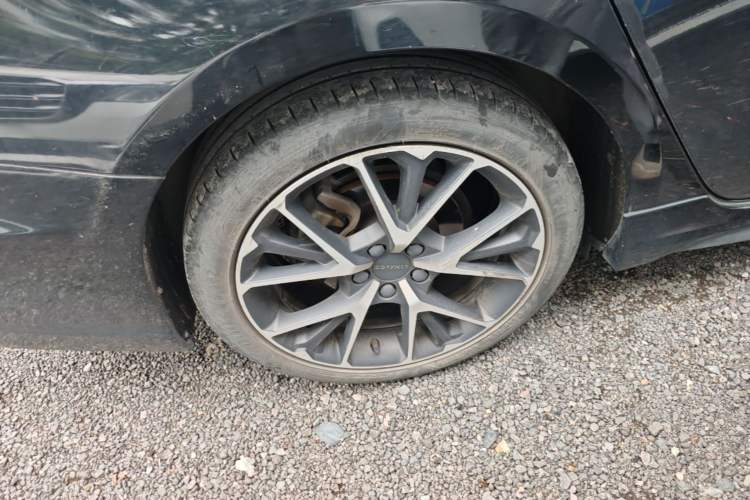 Used Lynk & Co 03 2021 1.5TD DCT Jing Champion Edition Right Rear Wheel Hub