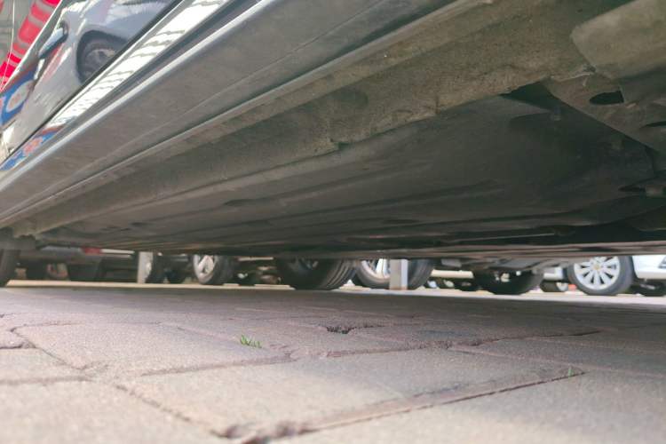 Used Lynk & Co 03 2021 1.5TD DCT Jing Champion Edition Right Side Sill