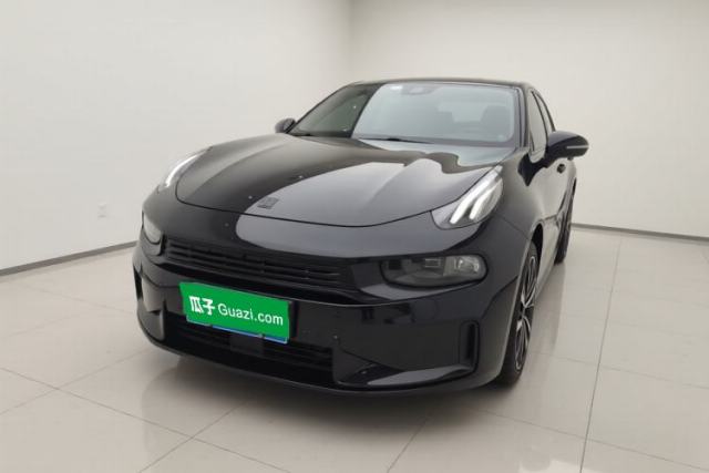 Ojetý Lynk & Co 03 2021 1.5TD DCT Jing Champion Edition
