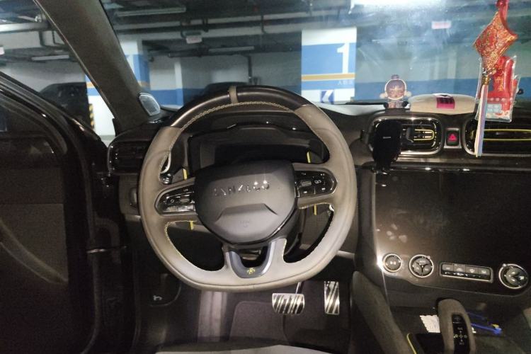 Used Lynk & Co 03 2021 03+ 2.0TD Automatic Wind-Chasing Edition Steering Wheel