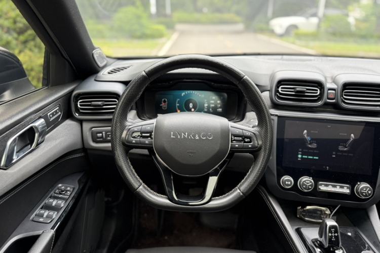 Used Lynk & Co 03 2021 2.0TD Automatic Trendy Champion Edition Steering Wheel