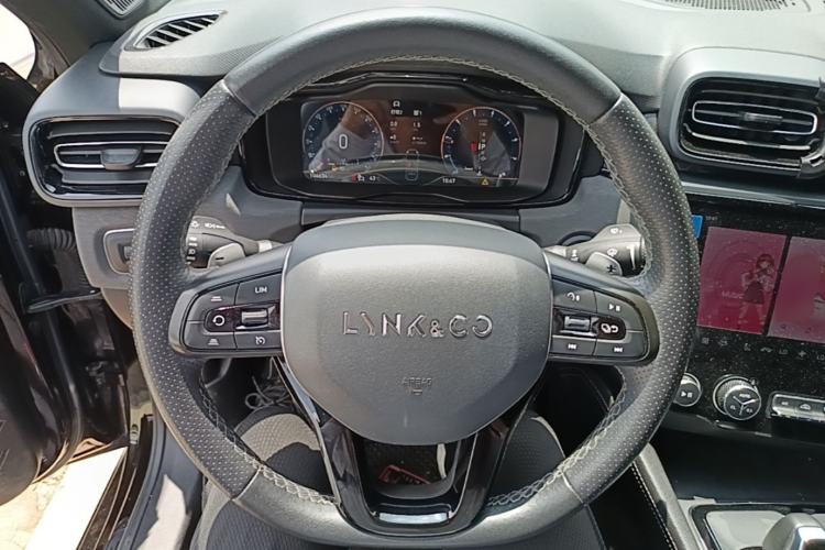 Used Lynk & Co 03 2021 2.0TD Automatic Trendy Champion Edition Steering Wheel