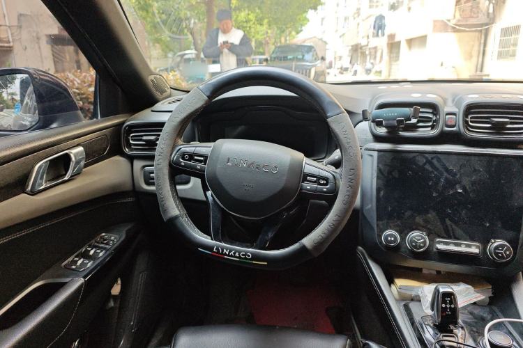 Used Lynk & Co 03 2021 2.0TD Automatic Jing Plus Steering Wheel