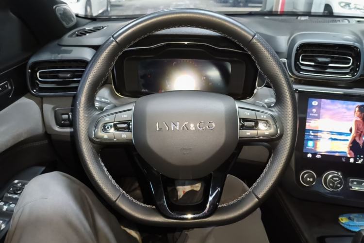 Used Lynk & Co 03 2021 2.0TD Automatic Trendy Champion Edition Steering Wheel