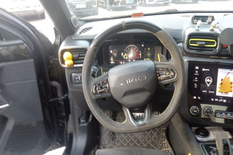 Used Lynk & Co 03 2021 03+ 2.0TD Automatic Wind-Chasing Edition Steering Wheel