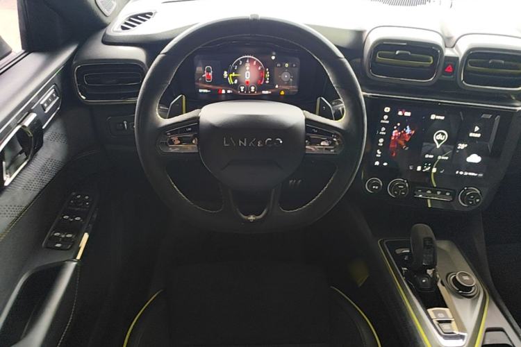 Used Lynk & Co 03 2021 03+ 2.0TD Automatic Wind-Chasing Edition Steering Wheel