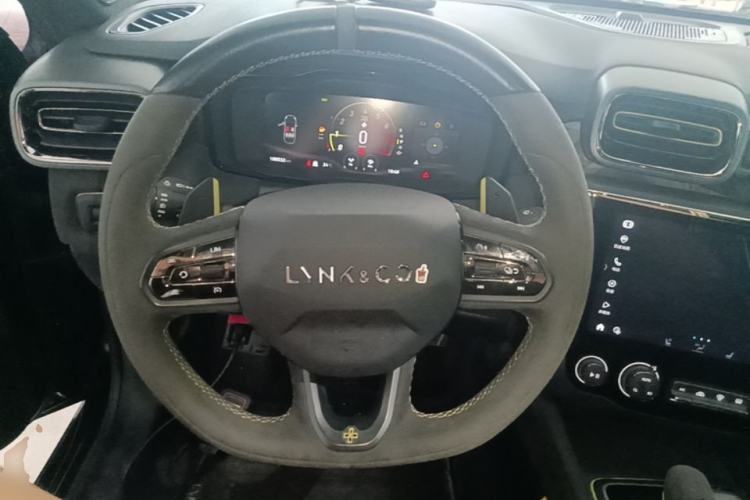 Used Lynk & Co 03 2021 03+ 2.0TD Automatic Wind-Chasing Edition Steering Wheel