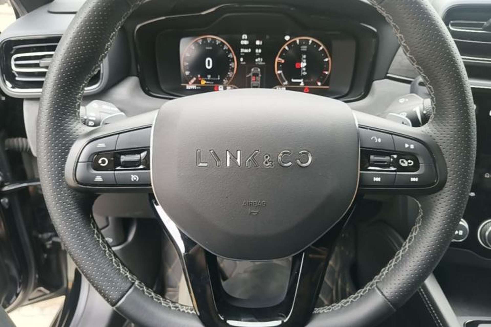 Used Lynk & Co 03 2021 1.5TD DCT Jing Champion Edition Steering Wheel