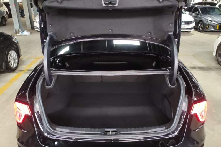 Used Lynk & Co 03 2021 2.0TD Automatic Trendy Champion Edition Trunk