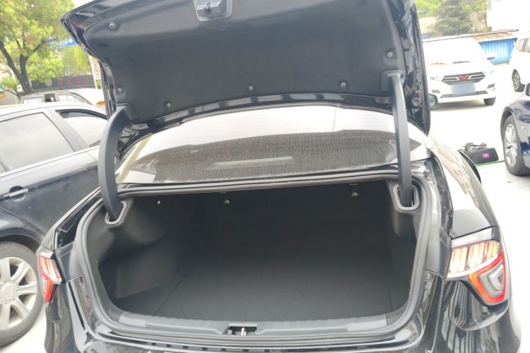 Used Lynk & Co 03 2021 1.5TD DCT JingPlus Trunk