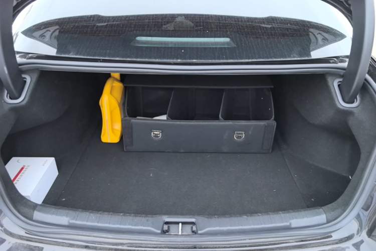 Used Lynk & Co 03 2021 1.5TD DCT JingPlus Trunk