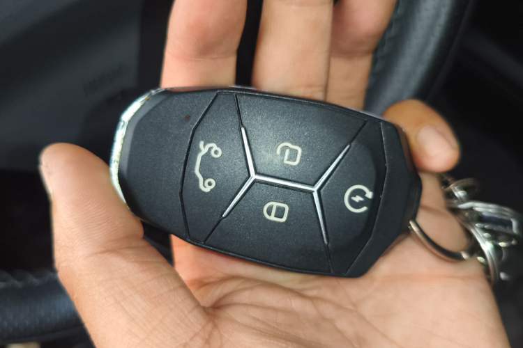 Used Lynk & Co 03 2021 2.0TD Automatic Trendy Champion Edition Vehicle Key