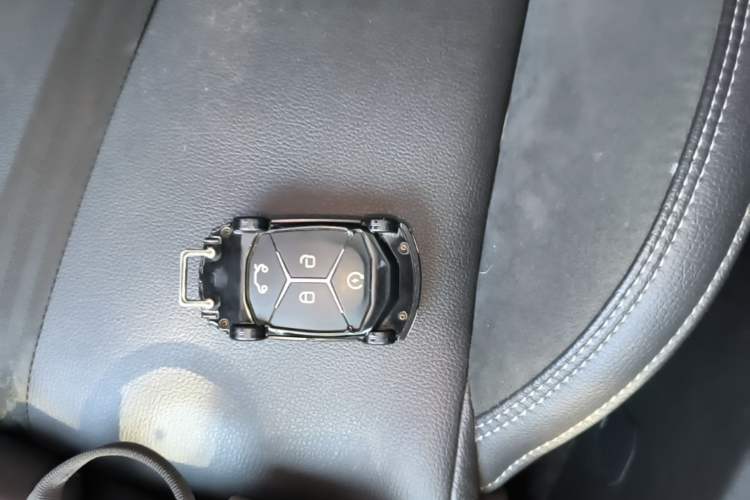 Used Lynk & Co 03 2021 2.0TD Automatic Jing Plus Vehicle Key