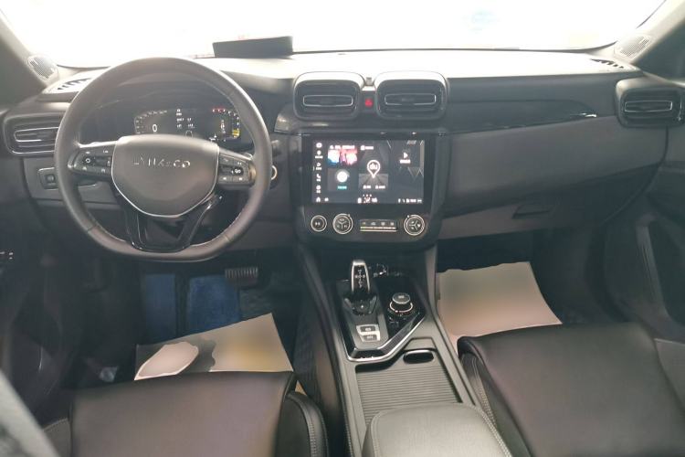 Used Lynk & Co 03 2021 2.0TD Automatic Jing Plus Center Console