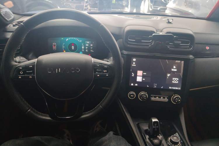 Used Lynk & Co 03 2021 1.5TD DCT Jing Champion Edition Center Console
