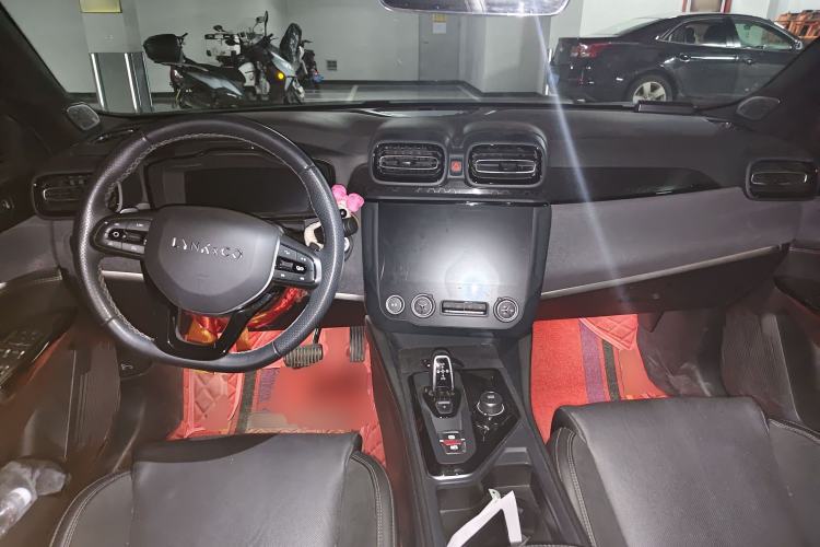 Used Lynk & Co 03 2021 1.5TD DCT Jing Champion Edition Center Console