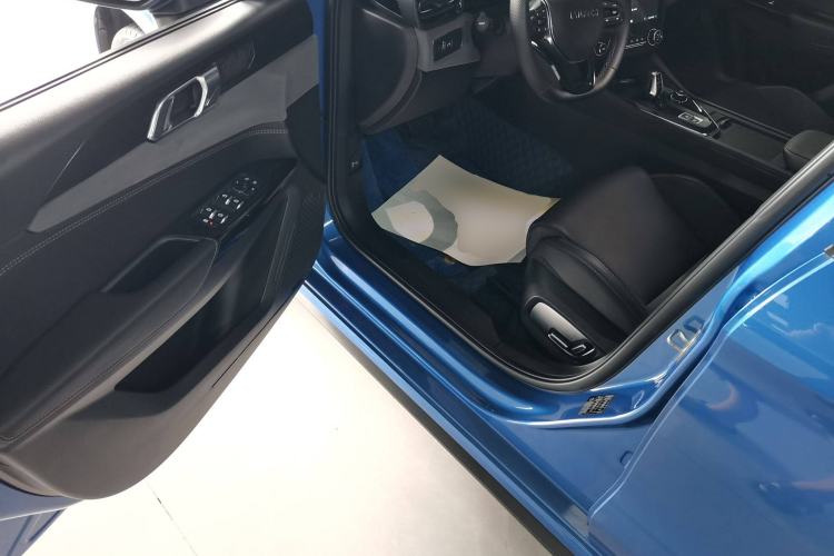 Used Lynk & Co 03 2021 2.0TD Automatic Jing Plus Driver Seat