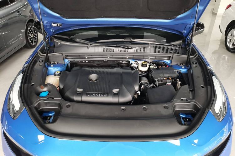 Used Lynk & Co 03 2021 2.0TD Automatic Jing Plus Engine Bay