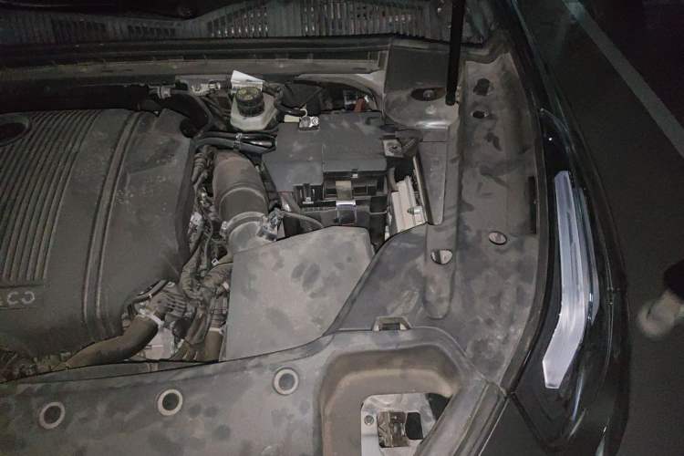 Used Lynk & Co 03 2021 1.5TD DCT Jing Champion Edition Engine Bay Left
