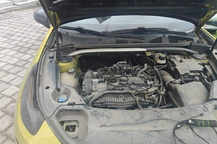 Used Lynk & Co 03 2021 03+ 2.0TD Automatic Wind-Chasing Edition Engine Bay Right
