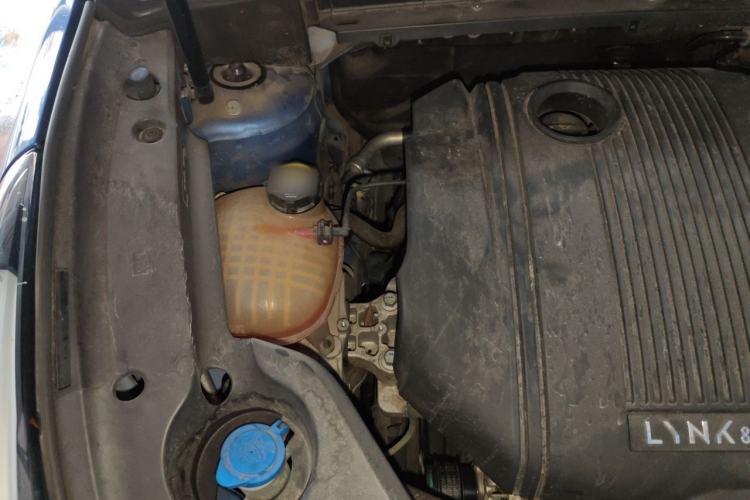 Used Lynk & Co 03 2021 1.5TD DCT JingPlus Engine Bay Right