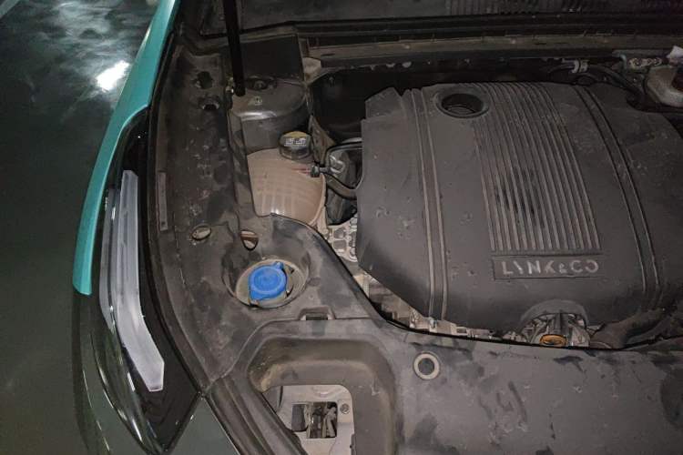 Used Lynk & Co 03 2021 1.5TD DCT Jing Champion Edition Engine Bay Right