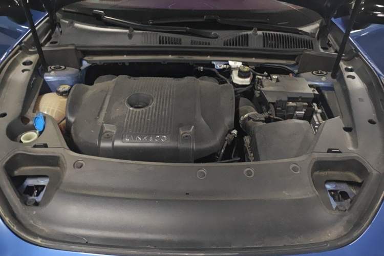 Used Lynk & Co 03 2021 2.0TD Automatic Trendy Champion Edition Engine Bay