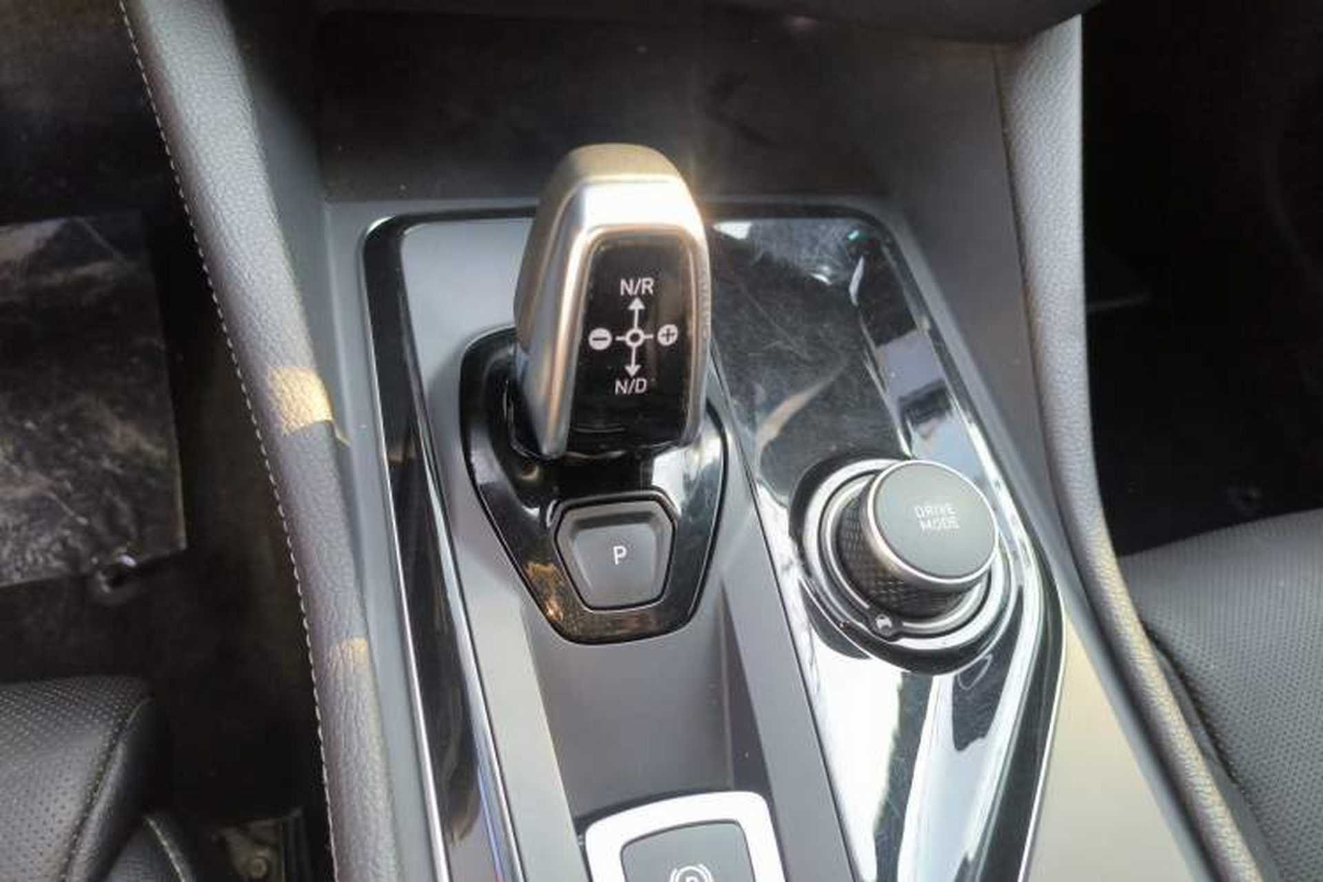 Used Lynk & Co 03 2021 2.0TD Automatic Trendy Champion Edition Gear Lever