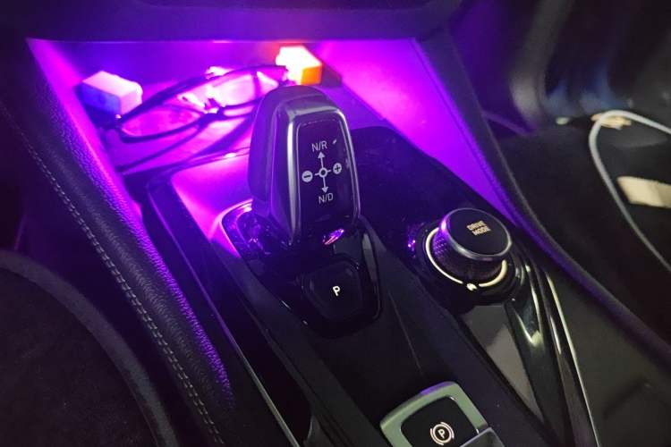Used Lynk & Co 03 2021 2.0TD Automatic Trendy Champion Edition Gear Lever