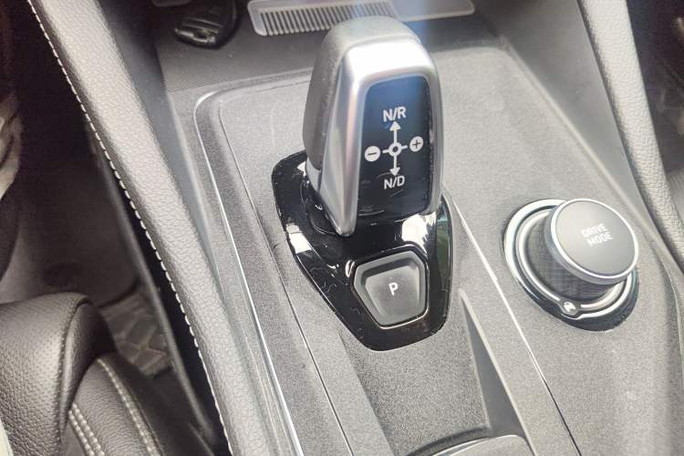 Used Lynk & Co 03 2021 2.0TD Automatic Trendy Champion Edition Gear Lever